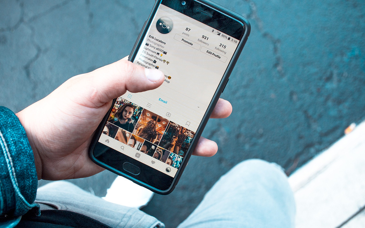 Social media marketing